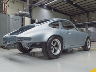 Drive Straat 1982 Porsche 911 SC Blue 9114103164 - Assembly